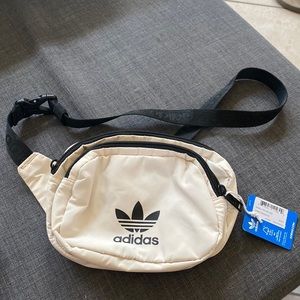 Adidas original white utility crossbody waist Fanny pack sport waist pack